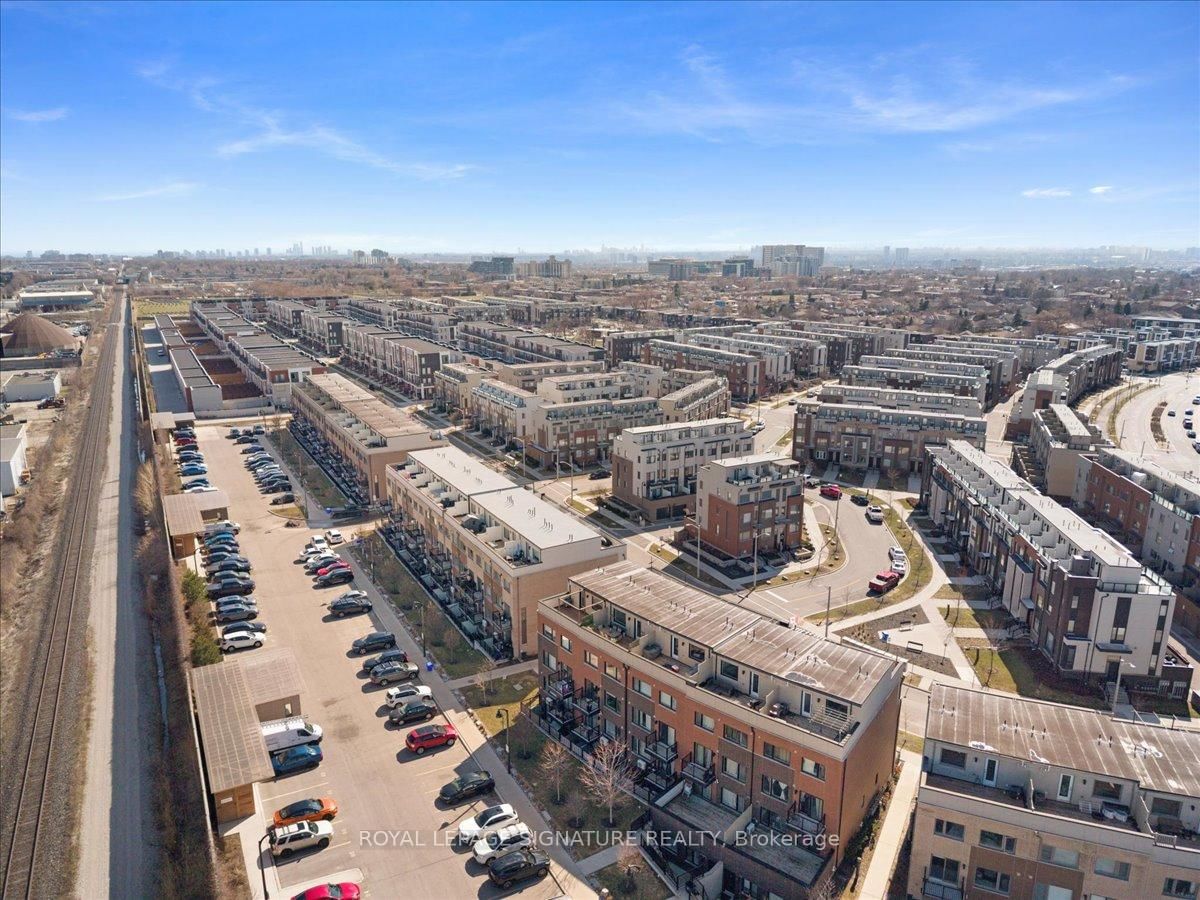 181 William Duncan Road, Unit 8 - Photo 43