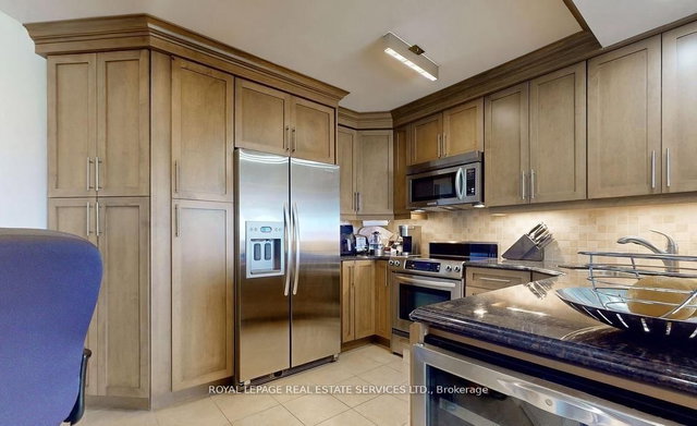 707 - 2267 Lake Shore Boulevard W