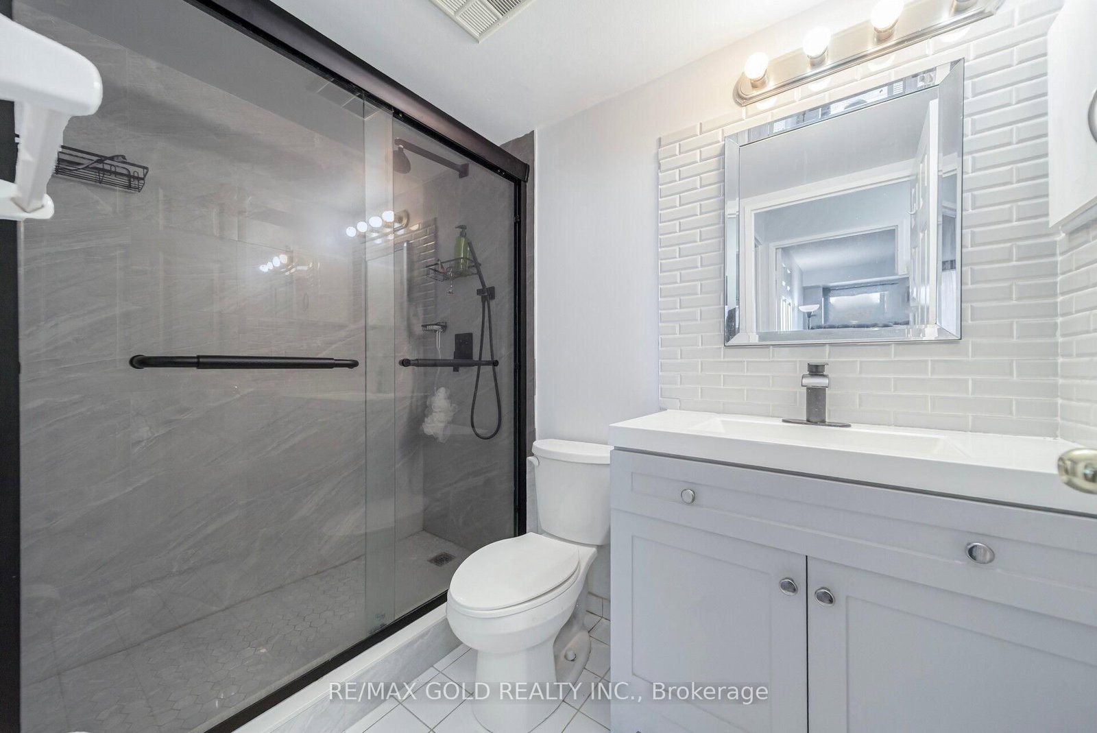 350 Rathburn Road W, Unit 1406 - Photo 25