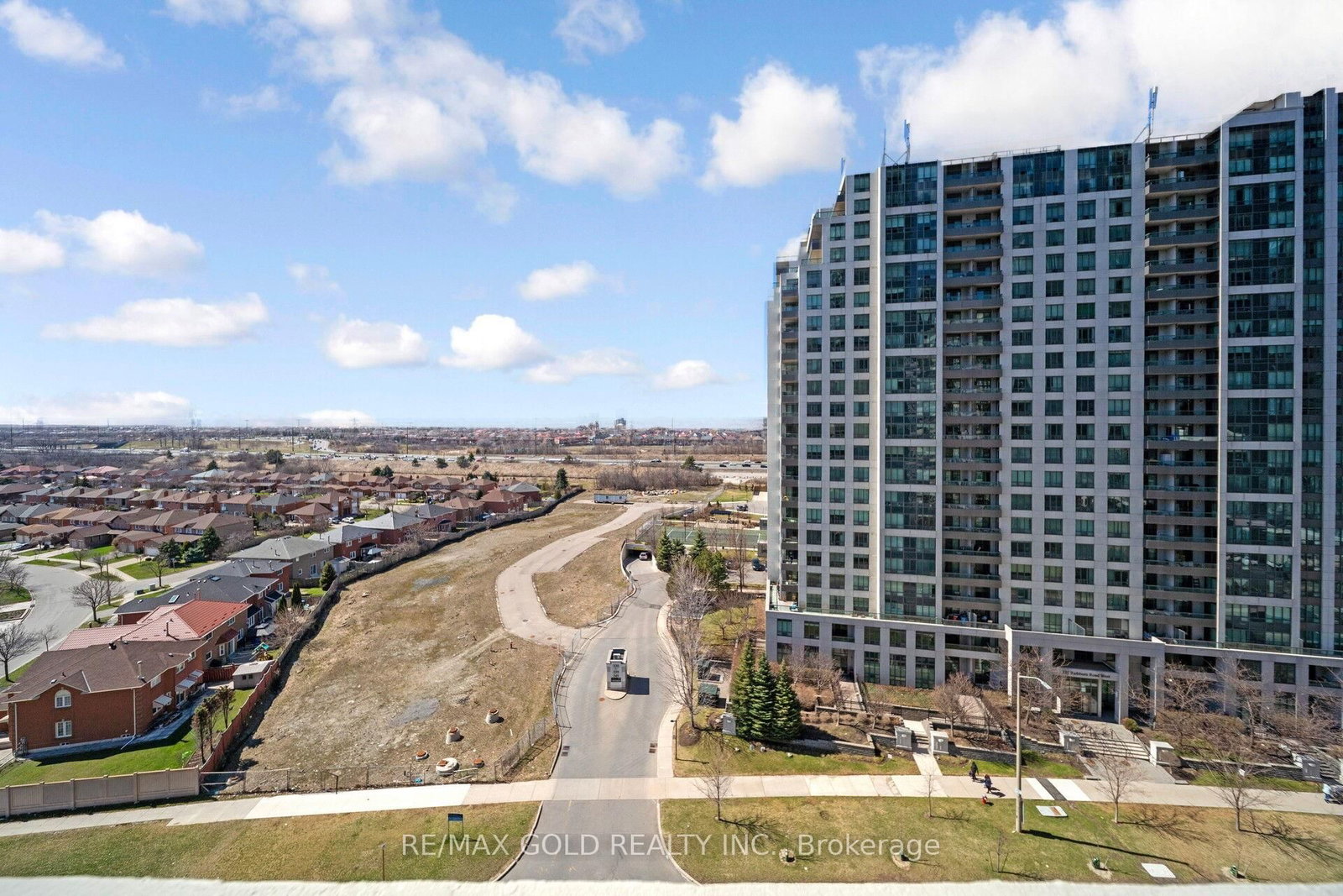 350 Rathburn Road W, Unit 1406 - Photo 26