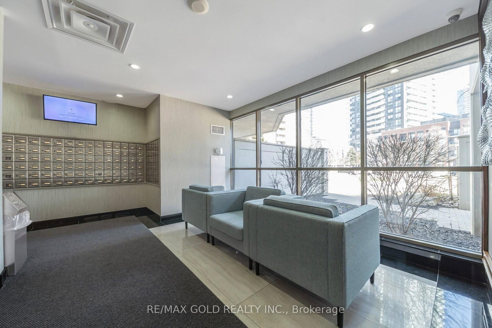 350 Rathburn Road W, Unit 1406 - Photo 5
