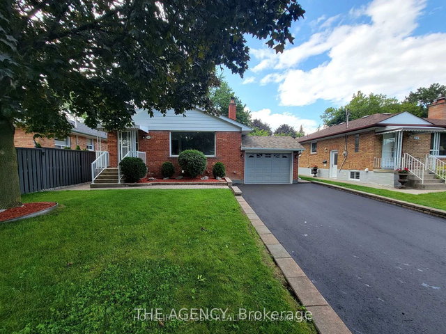 Main Floor - 26 Beaverbrook Avenue