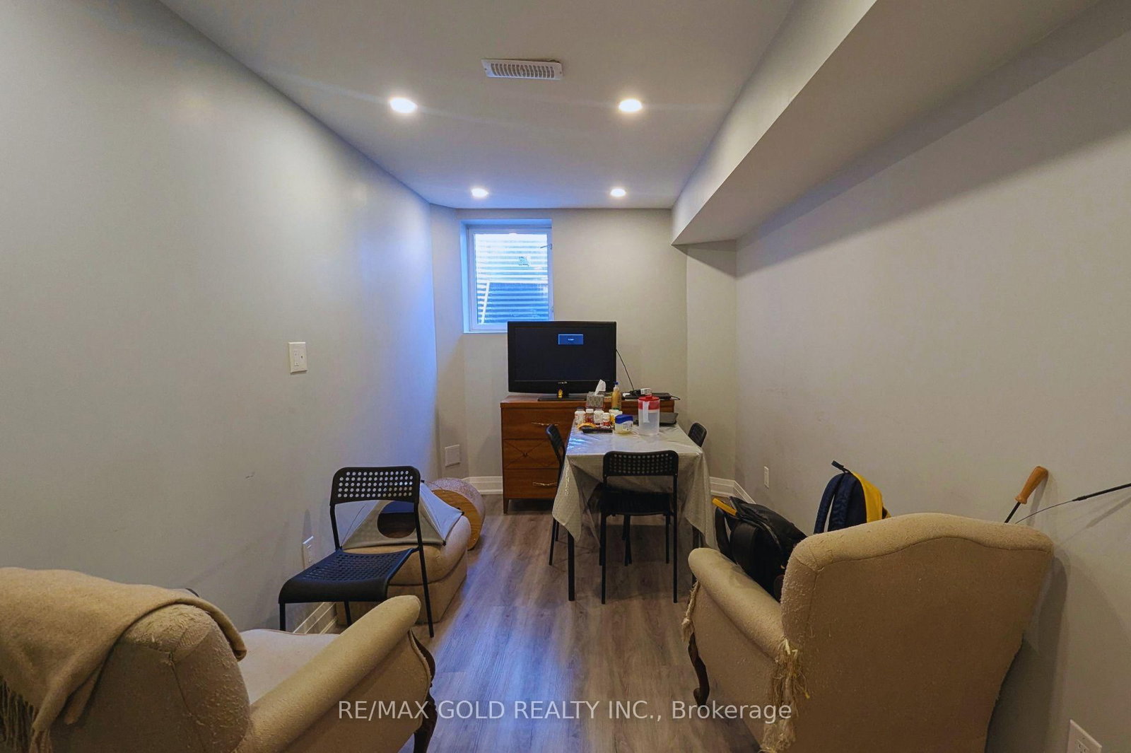 93 Yardley Crescent, Unit BSMT - Photo 6