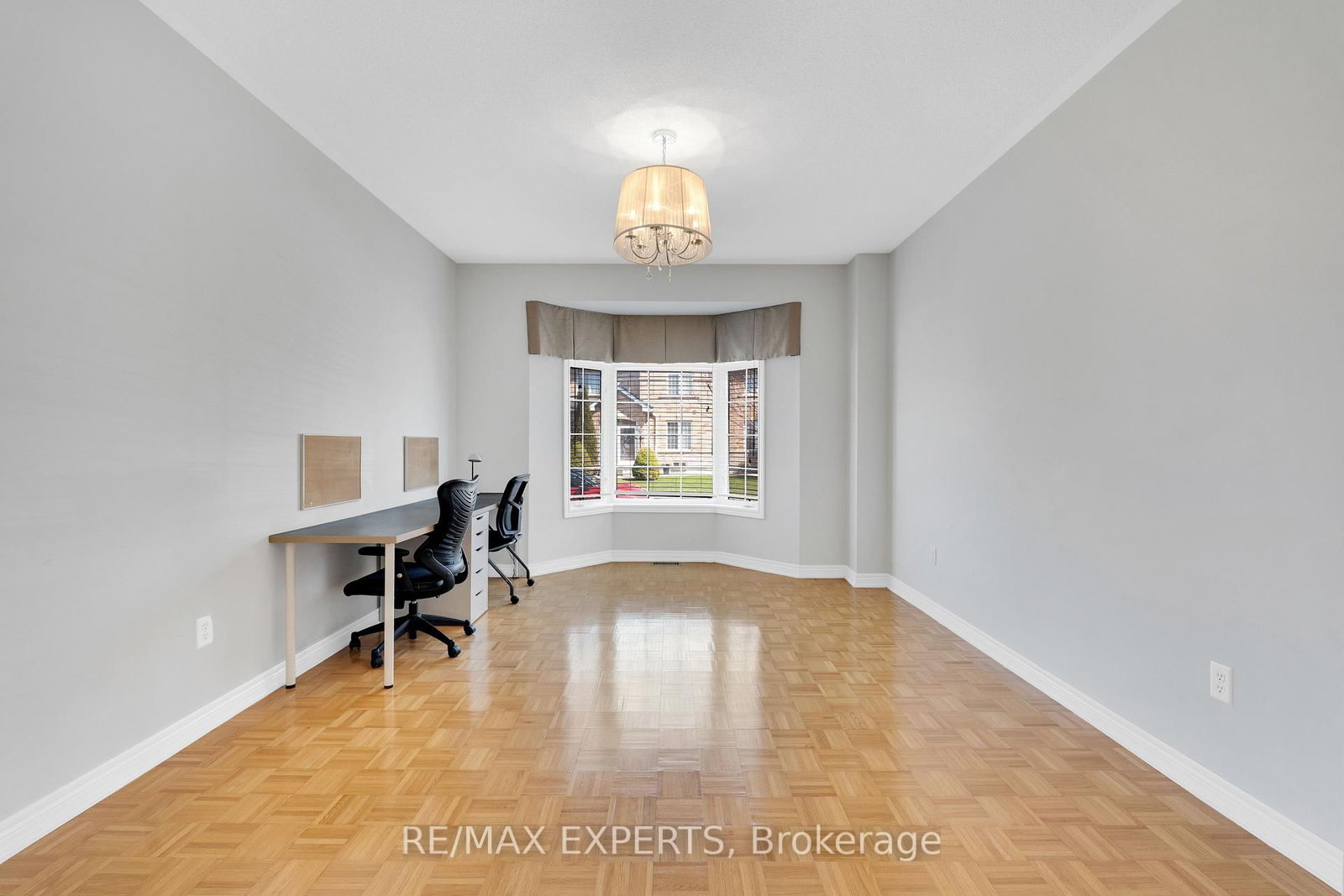 Detached House for sale at 52 Goreridge Crescent, Brampton, Ontario, L6P 1P1 - Bram East - MLS: W12989724