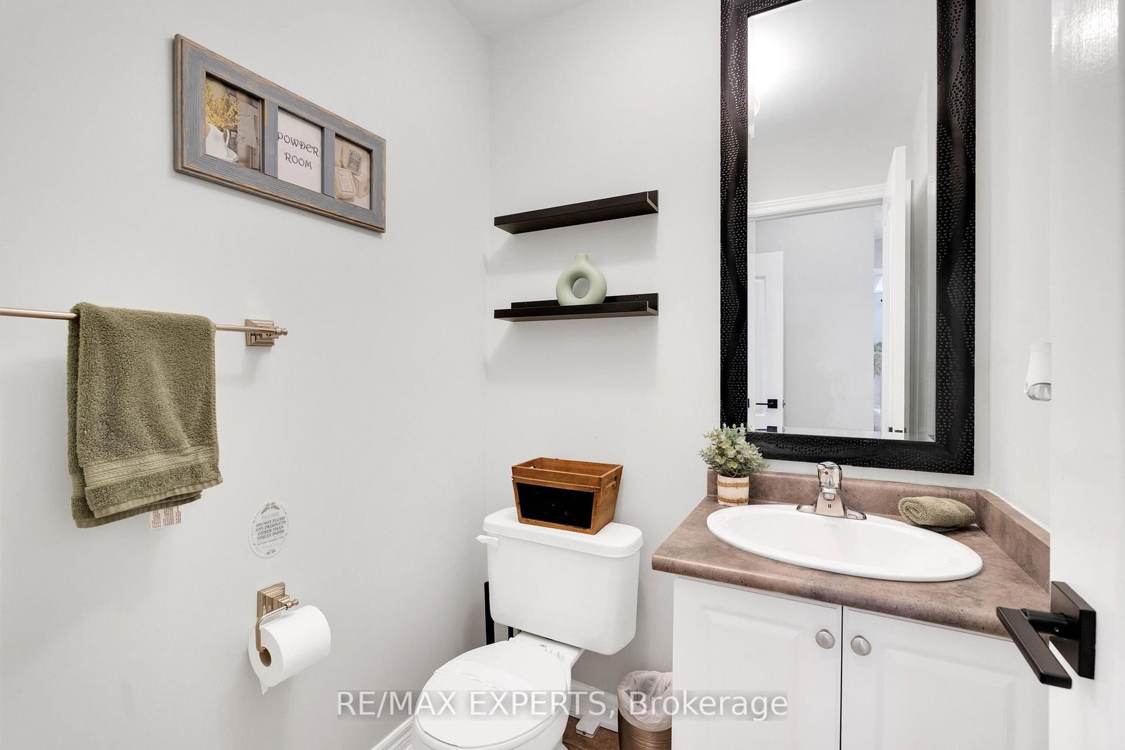 Detached House for sale at 52 Goreridge Crescent, Brampton, Ontario, L6P 1P1 - Bram East - MLS: W12989724