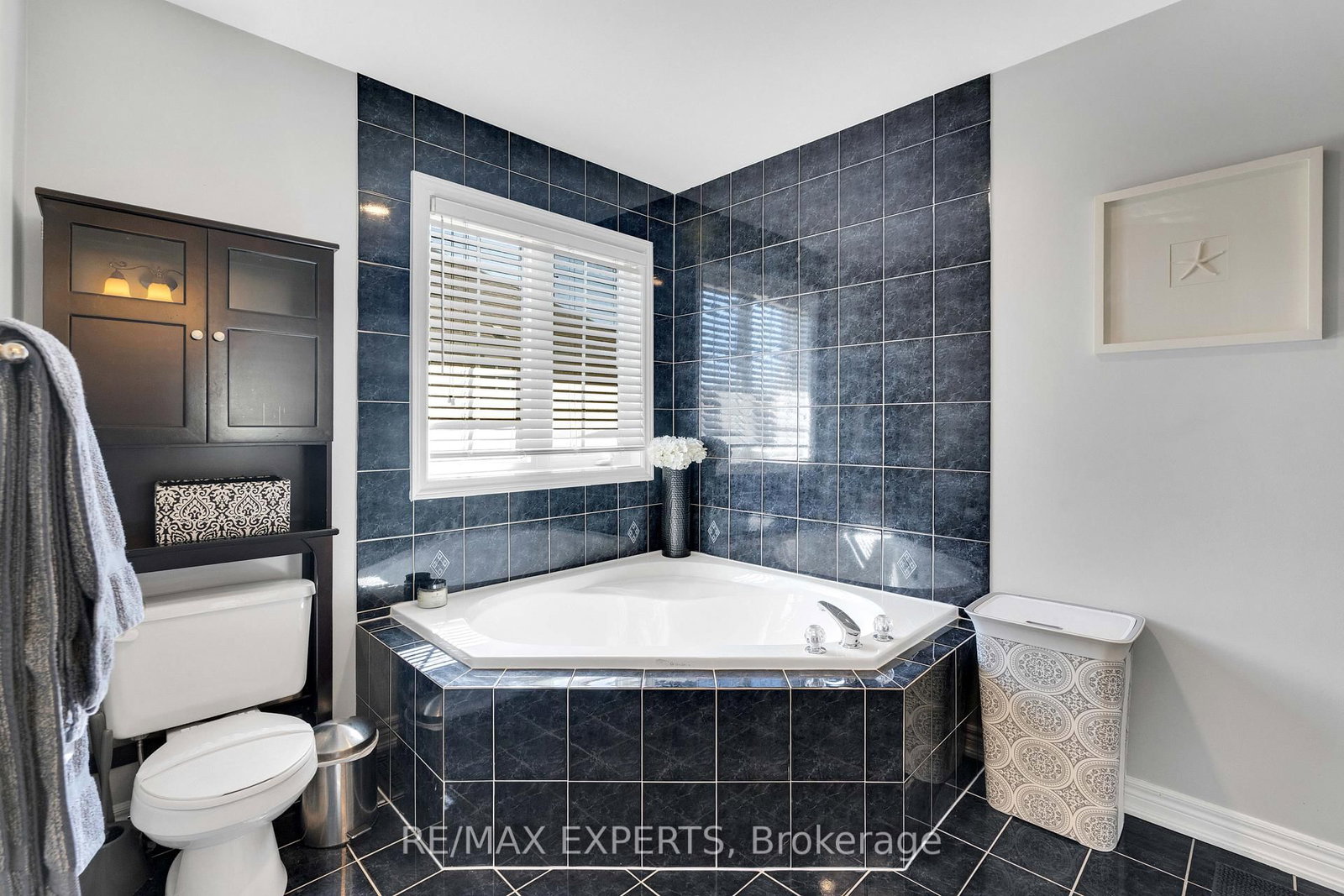 Detached House for sale at 52 Goreridge Crescent, Brampton, Ontario, L6P 1P1 - Bram East - MLS: W12989724