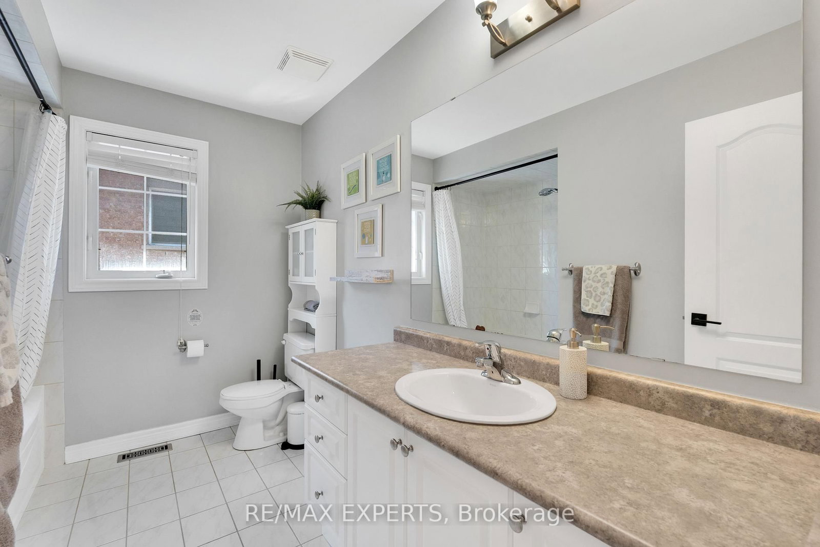 Detached House for sale at 52 Goreridge Crescent, Brampton, Ontario, L6P 1P1 - Bram East - MLS: W12989724