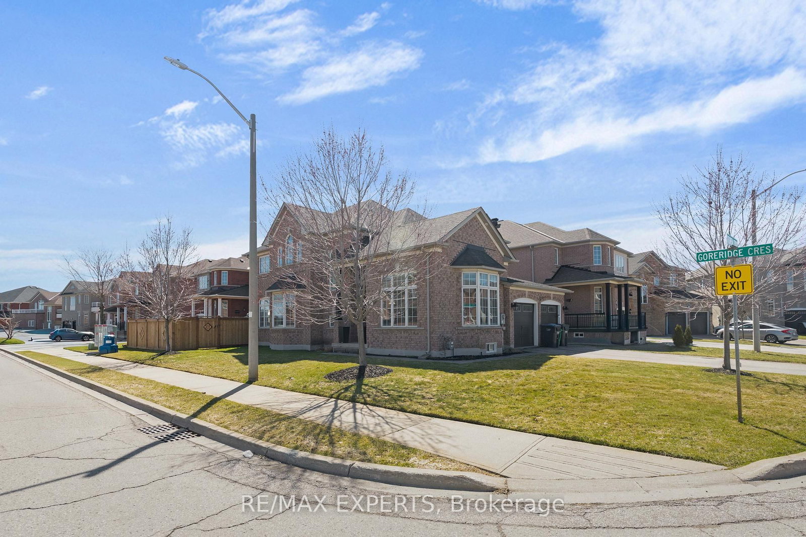 Detached House for sale at 52 Goreridge Crescent, Brampton, Ontario, L6P 1P1 - Bram East - MLS: W12989724