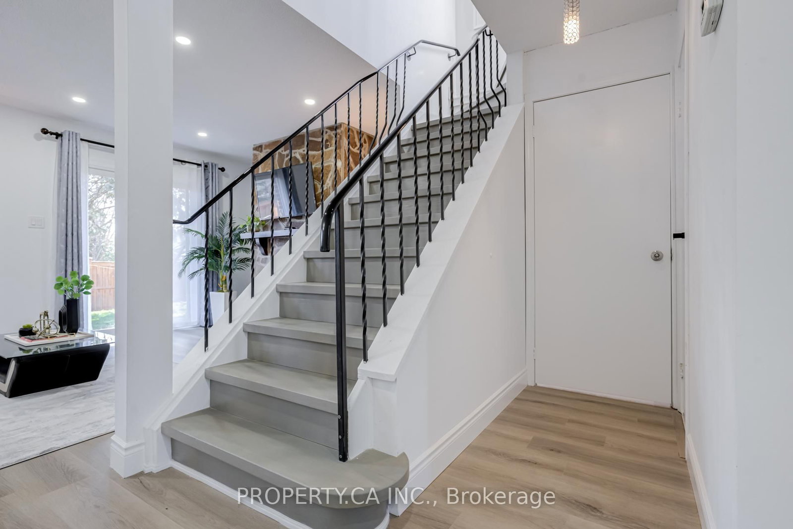 Semi-Detached House for sale at 24 Ridler Court, Brampton, Ontario, L6X 2R1 - Brampton West - MLS: W12989782