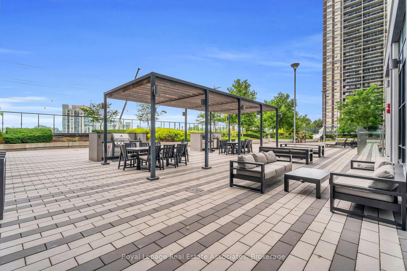 9 Mabelle Avenue, Unit 525 - Photo 34