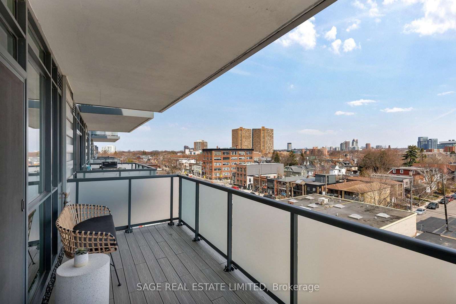 36 Howard Park Avenue, Unit 707 - Photo 14