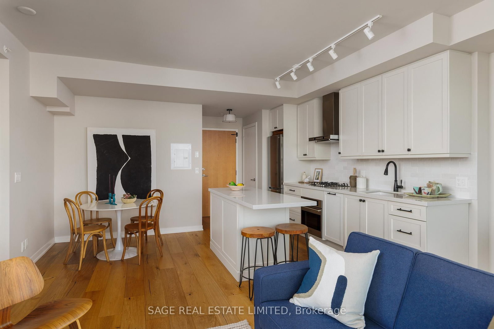 36 Howard Park Avenue, Unit 707 - Photo 16