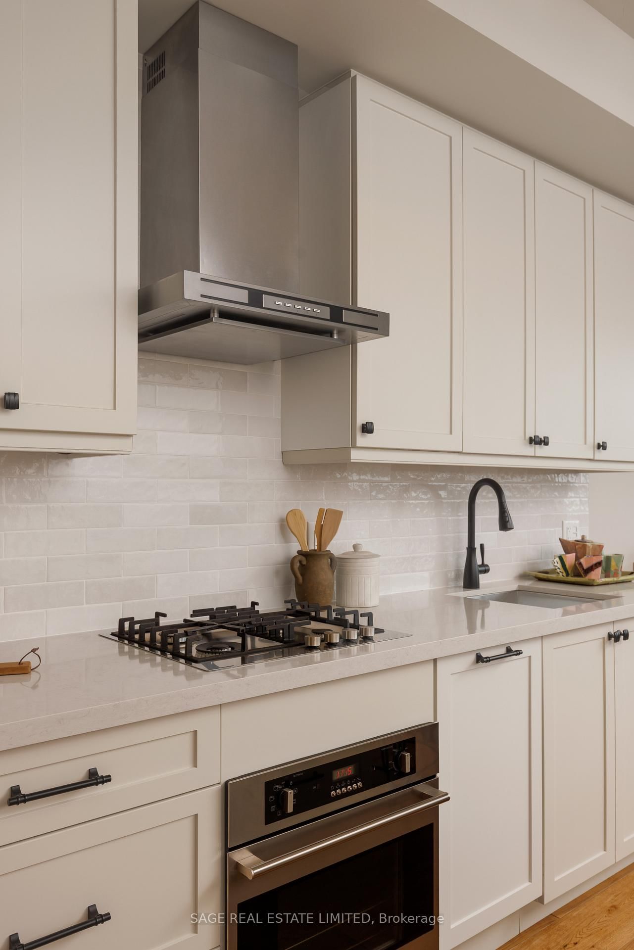 36 Howard Park Avenue, Unit 707 - Photo 21