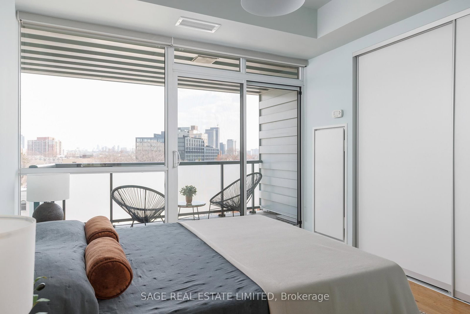 36 Howard Park Avenue, Unit 707 - Photo 27