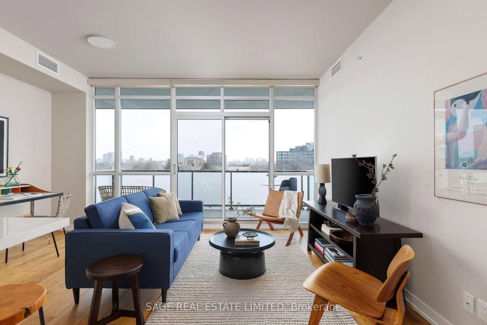 36 Howard Park Avenue, Unit 707 - Photo 3