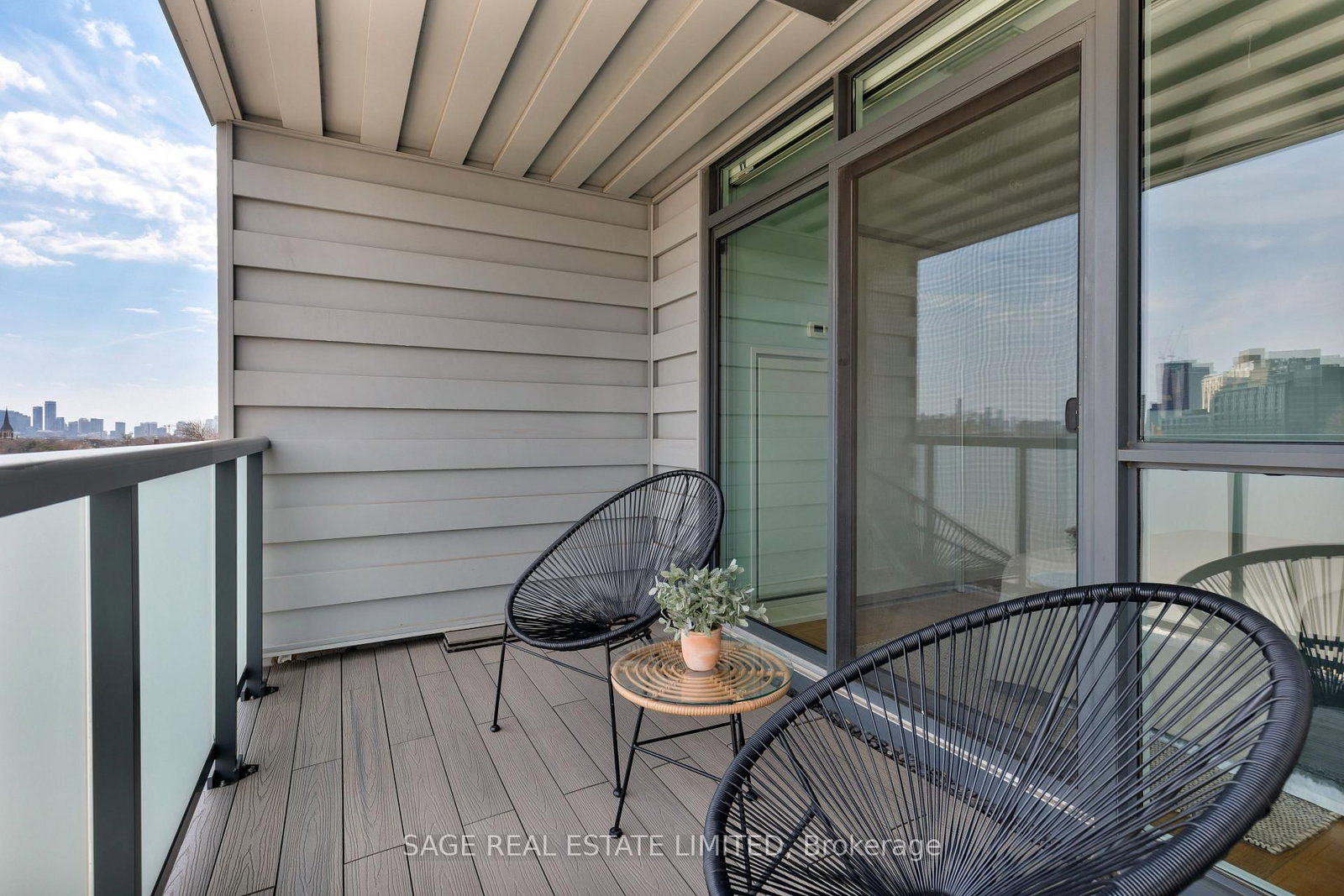 36 Howard Park Avenue, Unit 707 - Photo 35