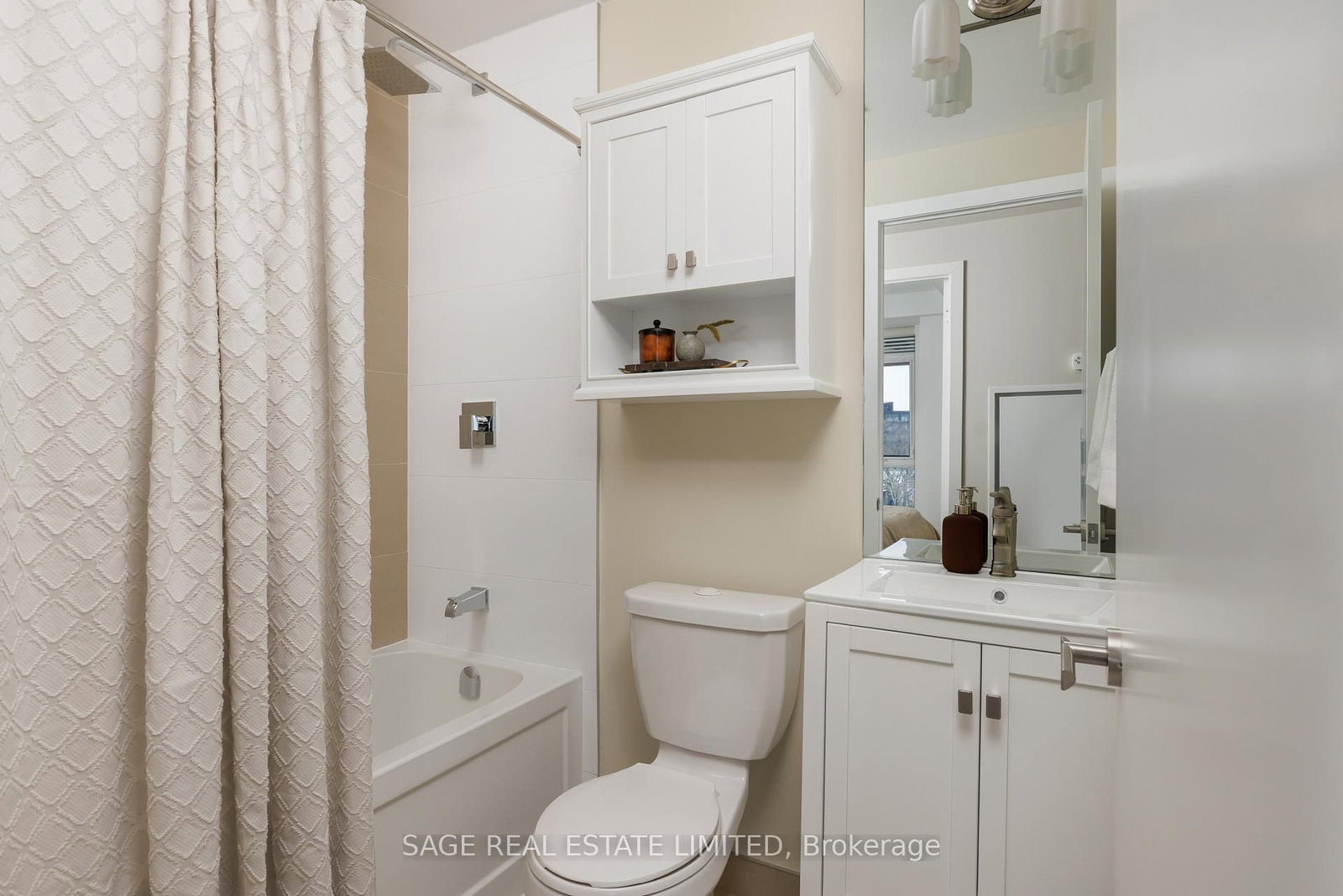 36 Howard Park Avenue, Unit 707 - Photo 46