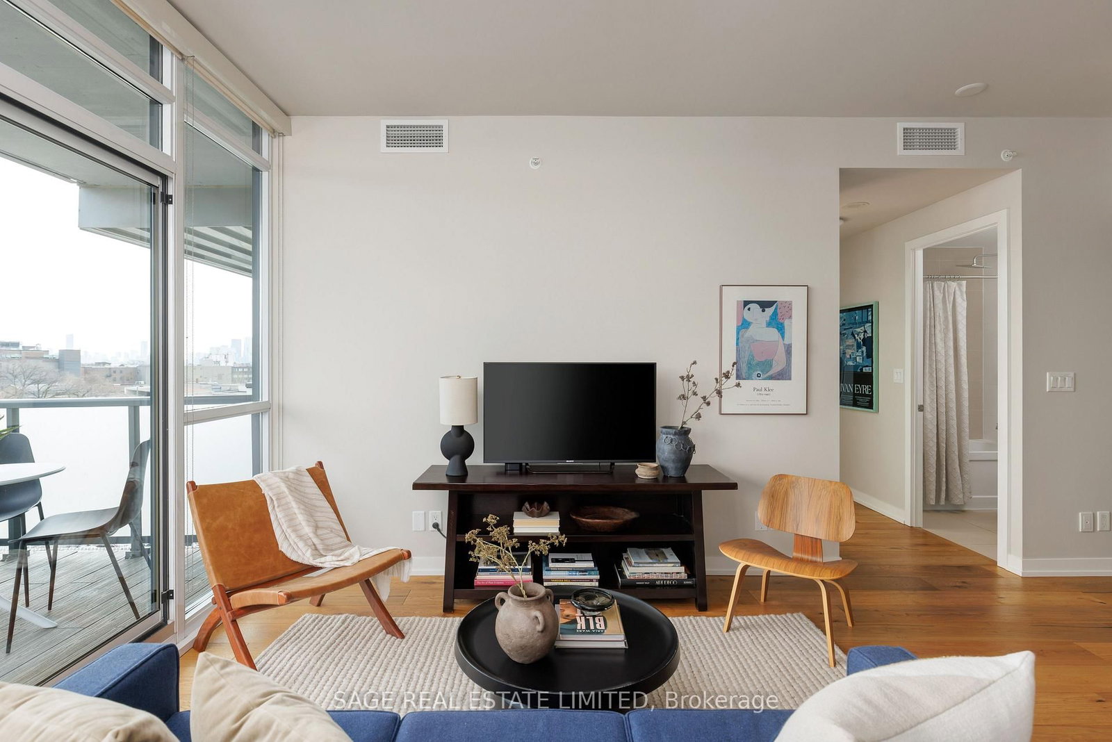 36 Howard Park Avenue, Unit 707 - Photo 6