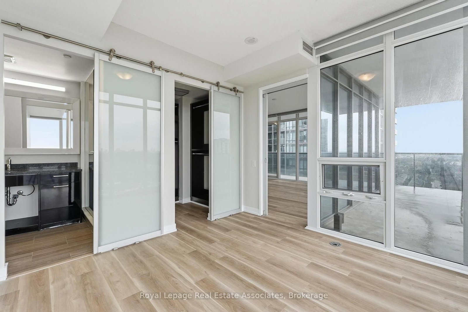 90 Park Lawn Road, Unit 2116 - Photo 17