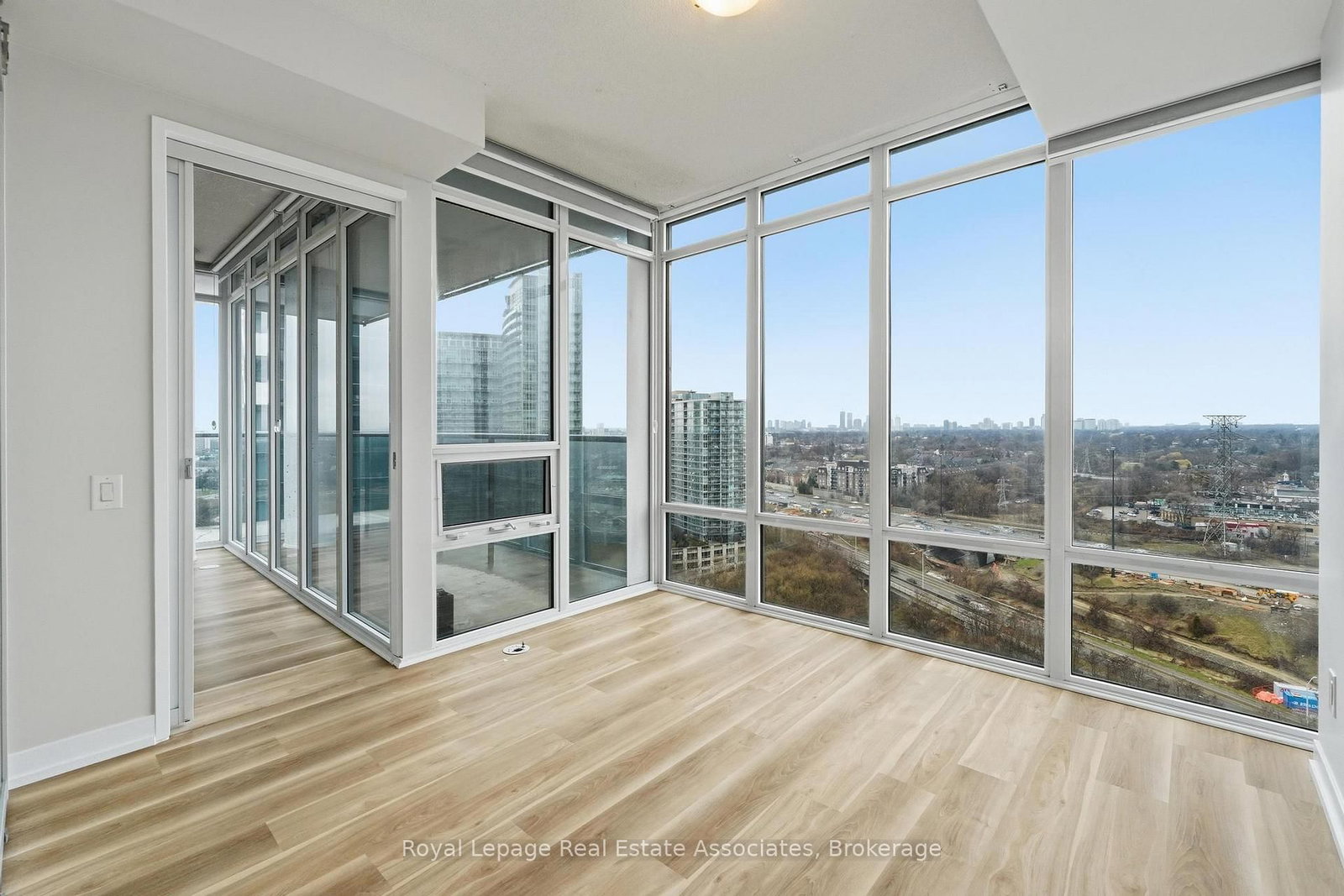 90 Park Lawn Road, Unit 2116 - Photo 18