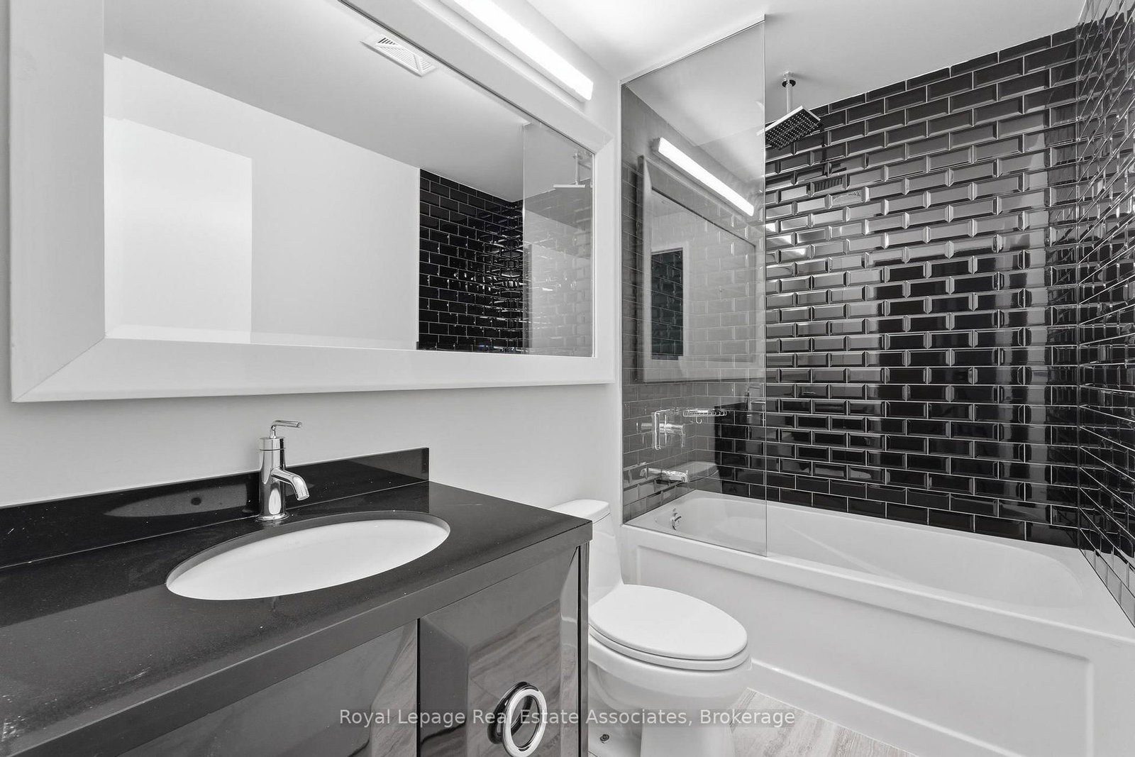 90 Park Lawn Road, Unit 2116 - Photo 22