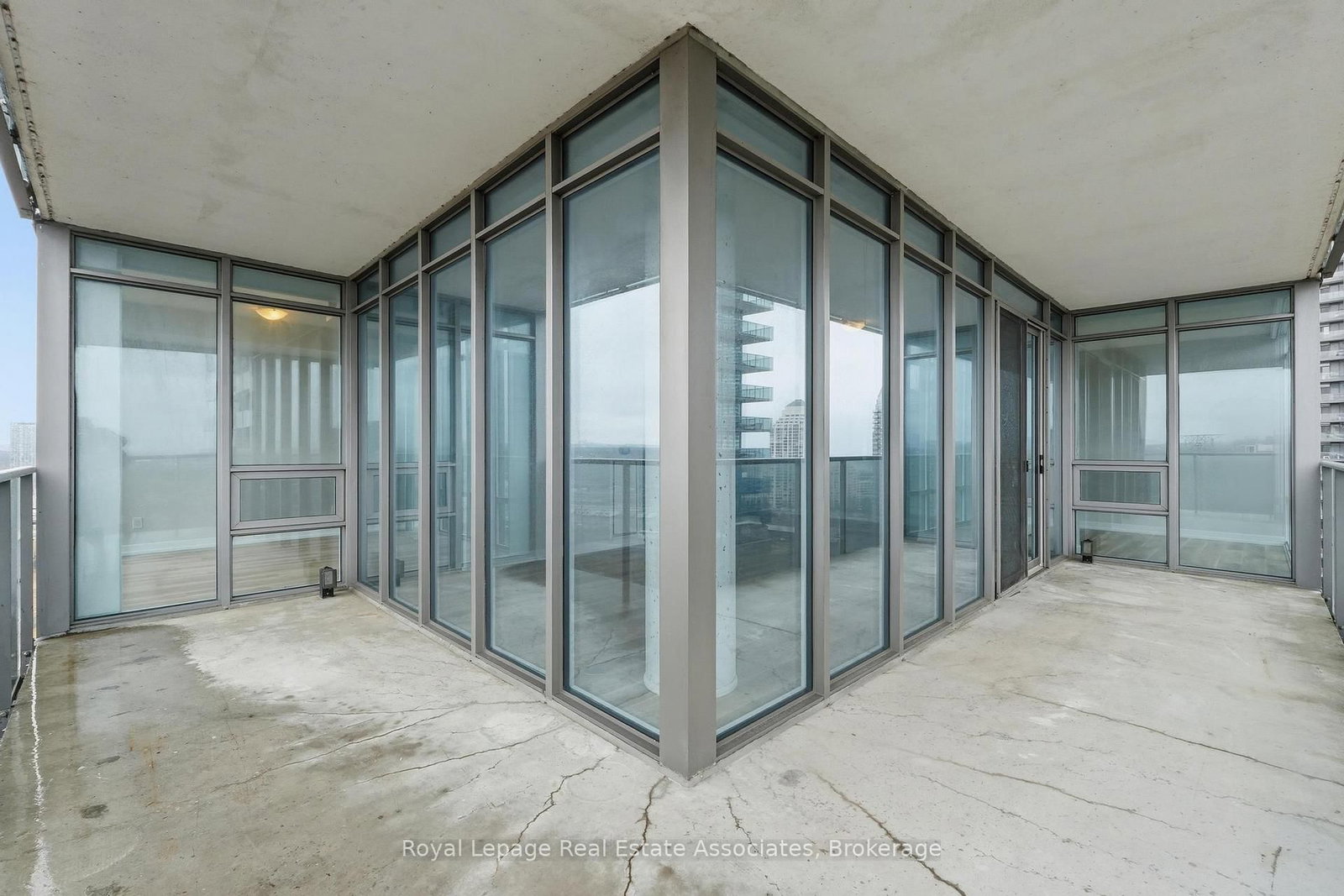 90 Park Lawn Road, Unit 2116 - Photo 28