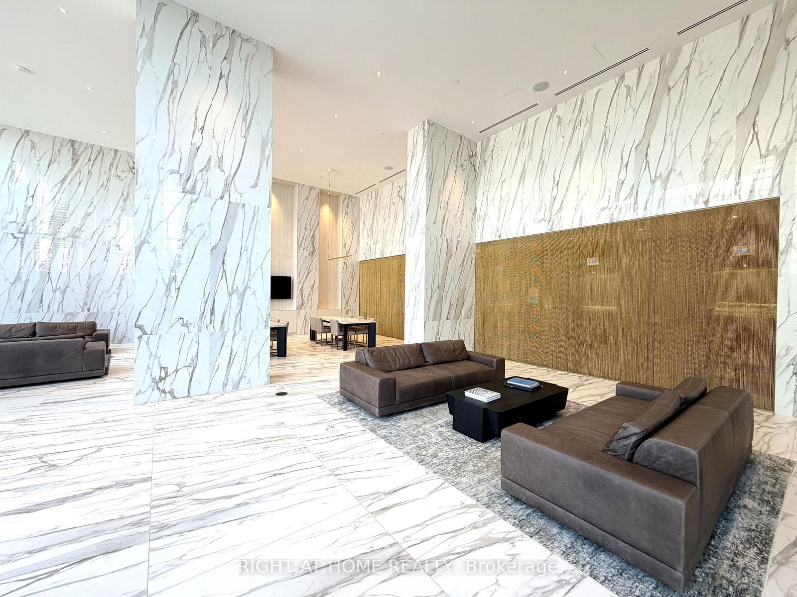 448 Burnhamthorpe Road W, Unit 2511 - Photo 3