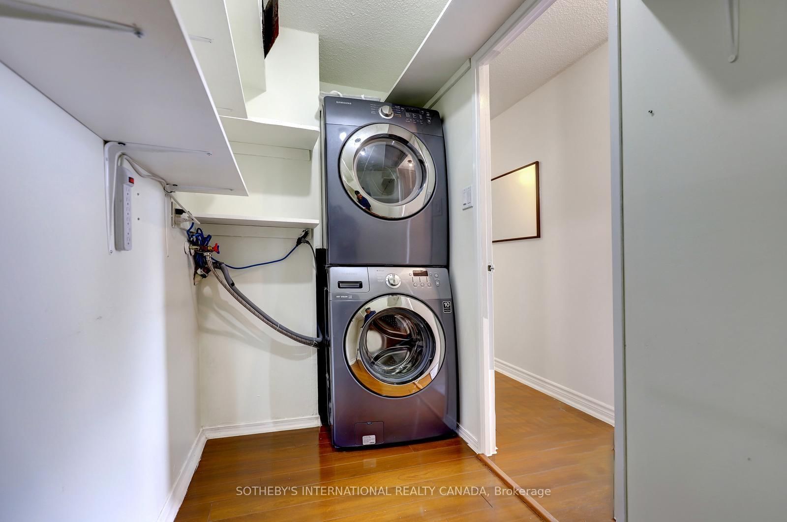 1515 E Lakeshore Road E, Unit 104 - Photo 15