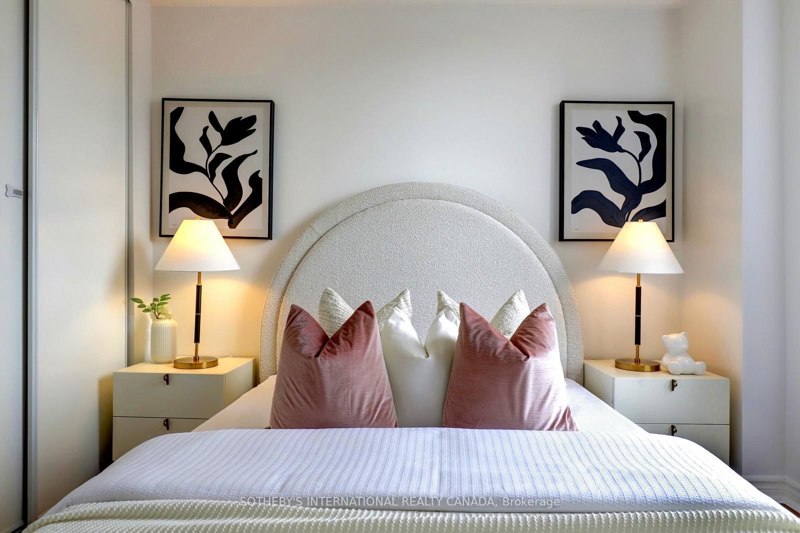 1515 E Lakeshore Road E, Unit 104 - Photo 18