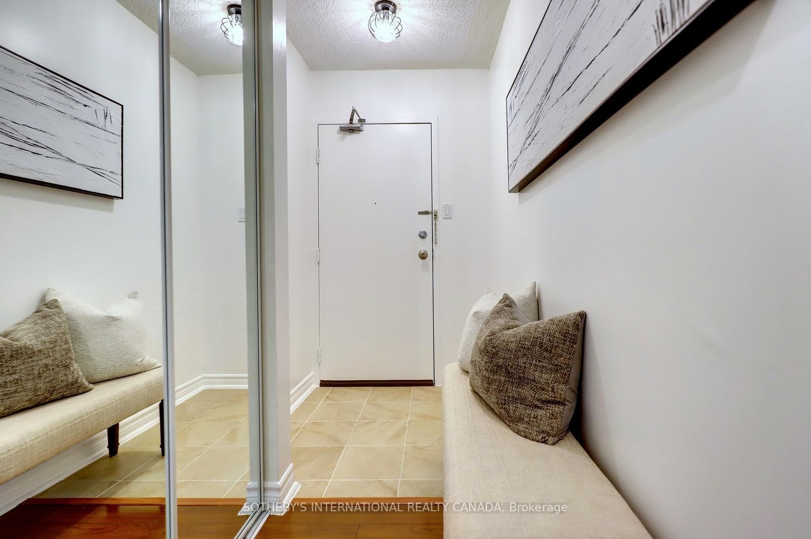 1515 E Lakeshore Road E, Unit 104 - Photo 24
