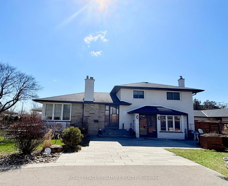 2263 Harcourt Cres, Mississauga, Ontario