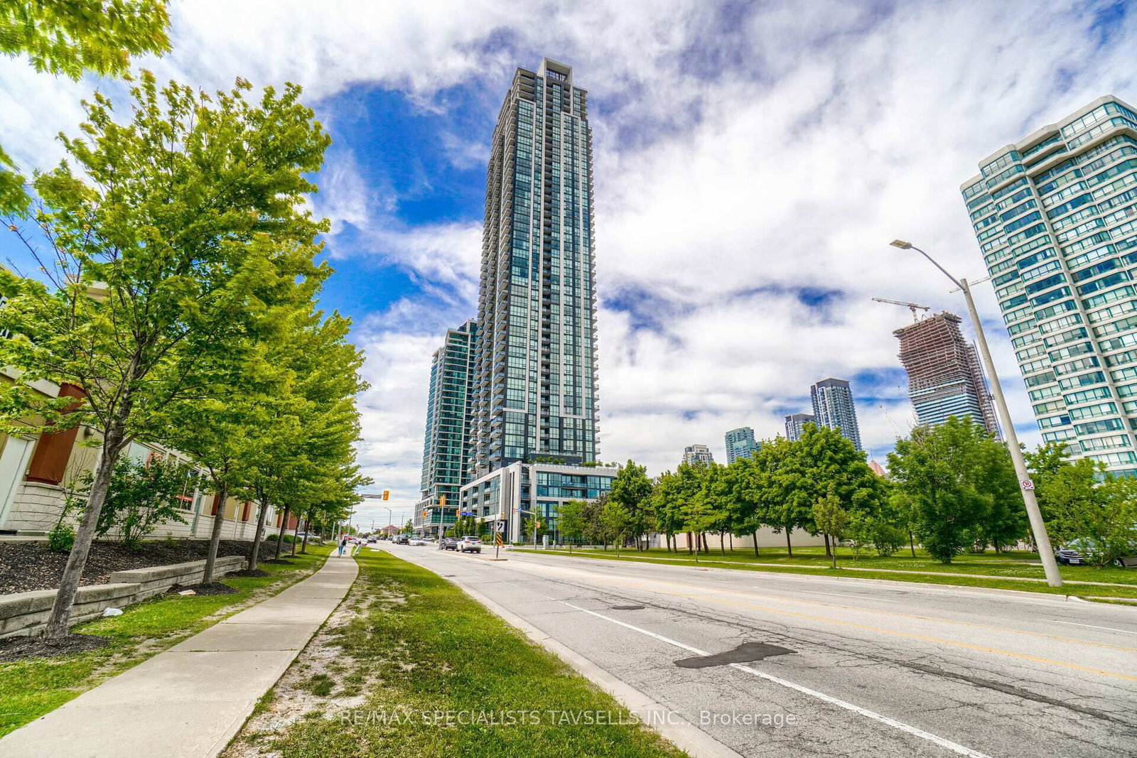 3975 Grand Park Drive, Unit 701 - Photo 31