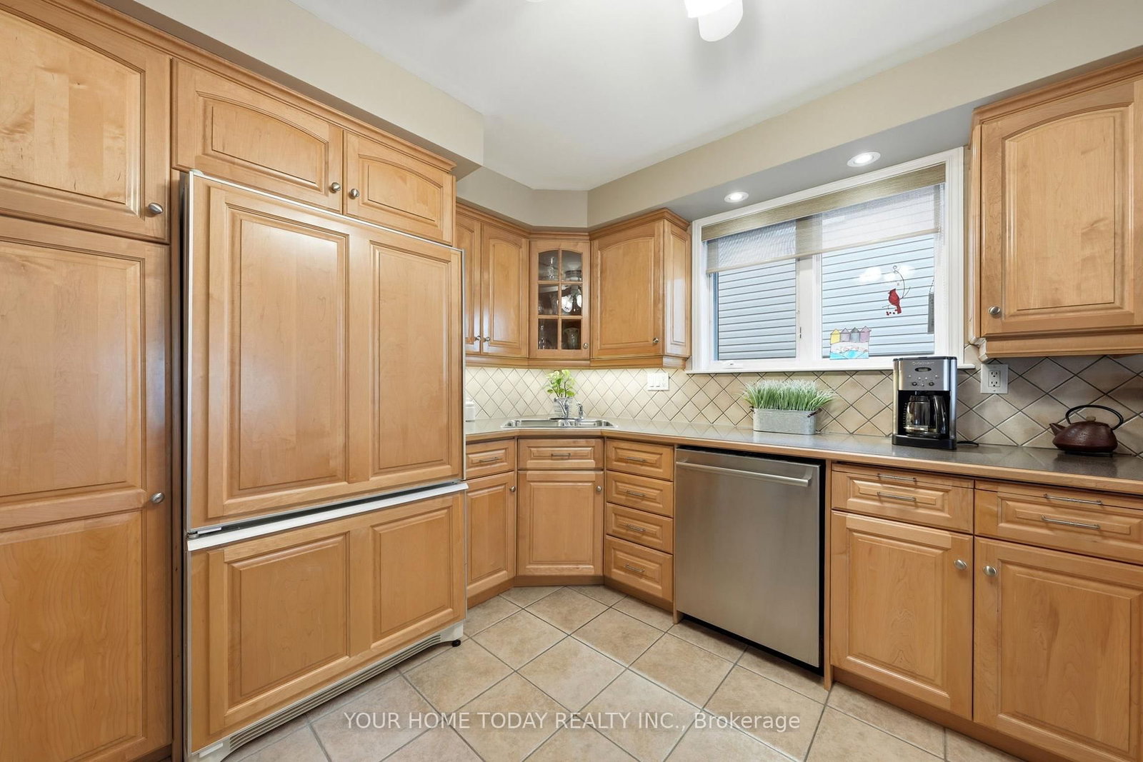 Detached House for sale at 51 Faludon Drive, Halton Hills, Ontario, L7G 1H8 - Georgetown - MLS: W12990074