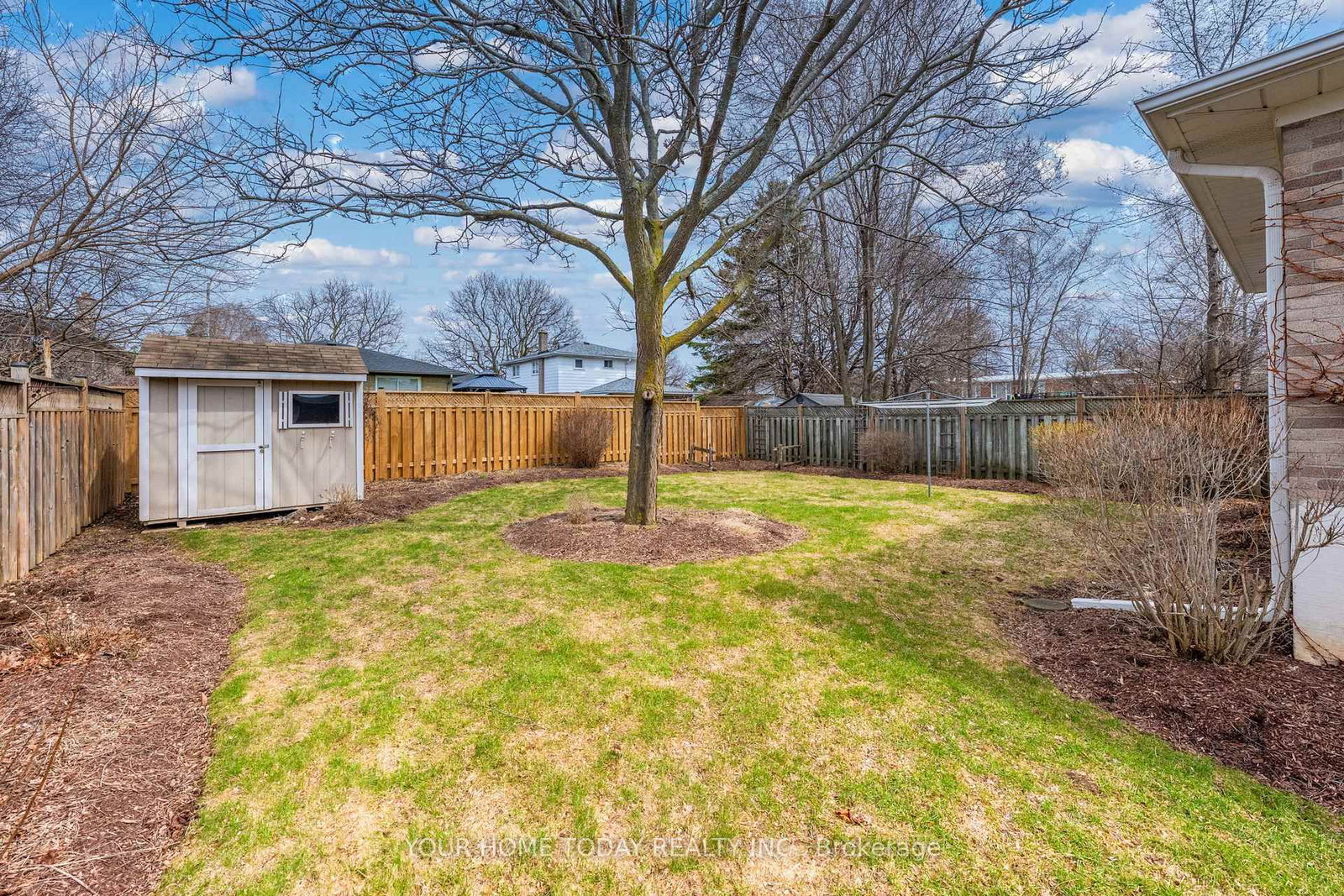 Detached House for sale at 51 Faludon Drive, Halton Hills, Ontario, L7G 1H8 - Georgetown - MLS: W12990074