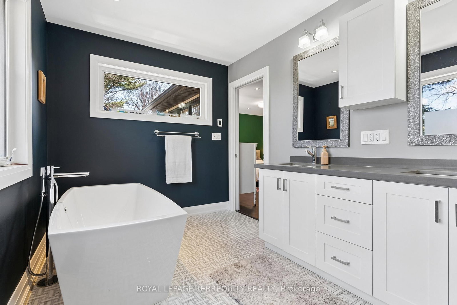 Detached House for sale at 83 Humbercrest Boulevard, Toronto, Ontario, M6S 4L2 - Lambton Baby Point - MLS: W12990212