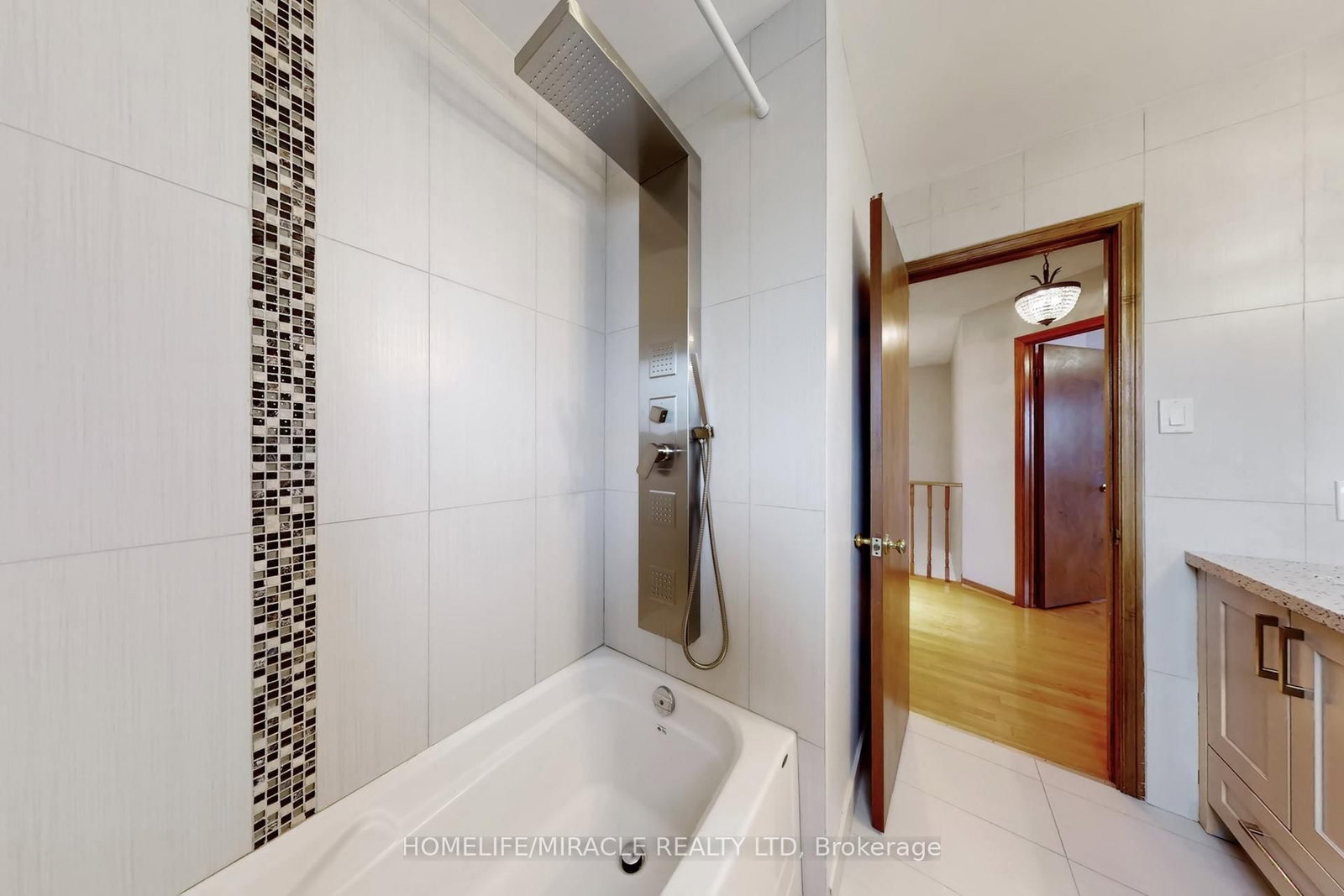 Detached House for sale at 14 Rodwell Court, Brampton, Ontario, L6Y 4G7 - Fletcher's Creek South - MLS: W12990218