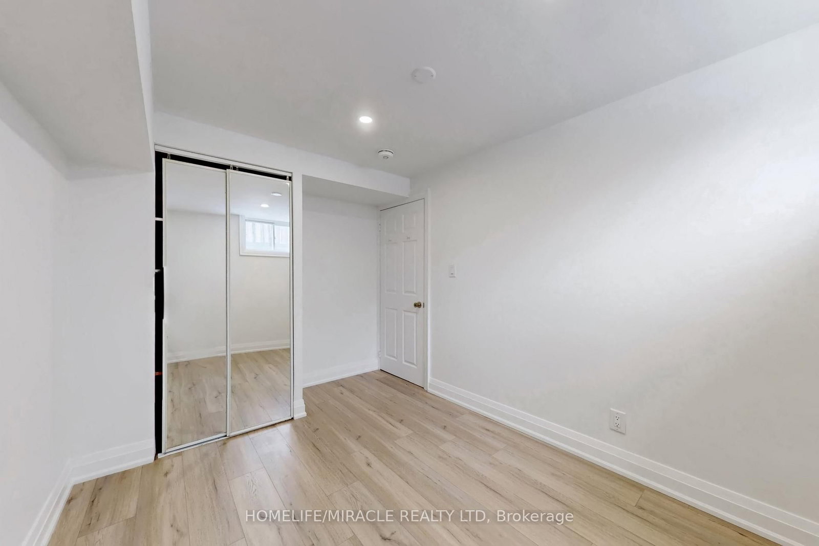 Detached House for sale at 14 Rodwell Court, Brampton, Ontario, L6Y 4G7 - Fletcher's Creek South - MLS: W12990218