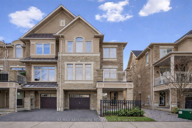 2548 Grand Oak Trail