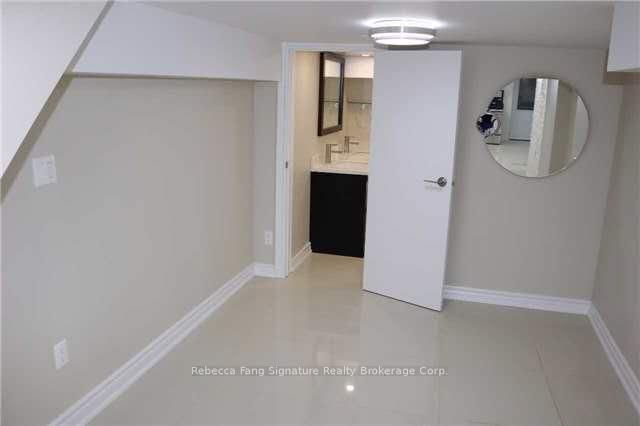 1168 Dufferin Street - Photo 9