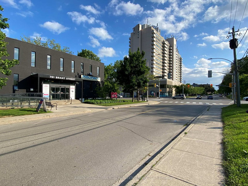 105 - 761 Brant St, Burlington, L7R 2H7 | Image 2