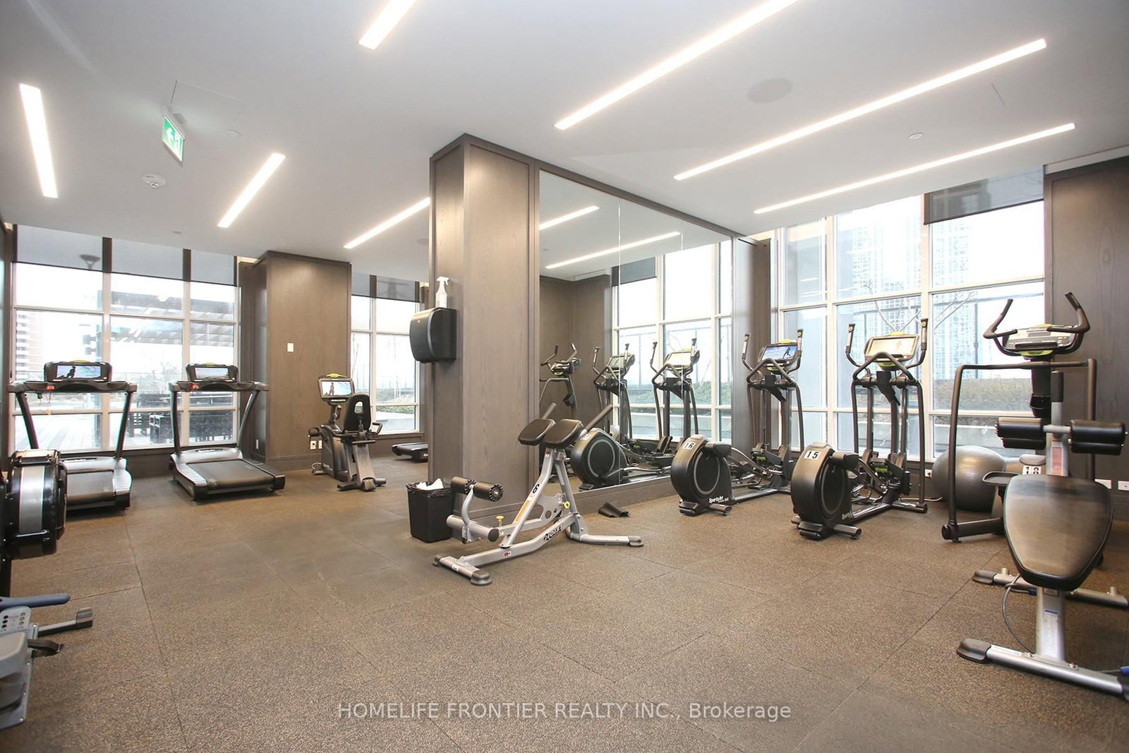 5 Mabelle Avenue, Unit PH36 - Photo 28