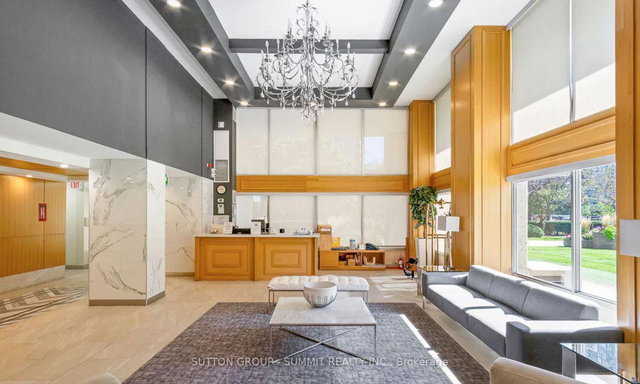 408 - 3590 Kaneff Crescent