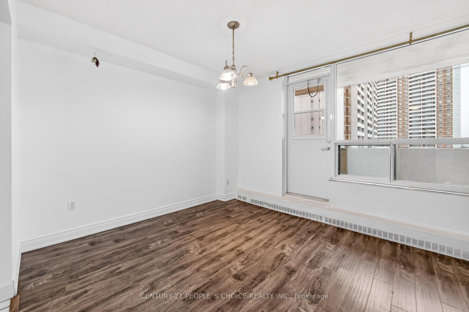 3390 Weston Road, Unit 902 - Photo 14