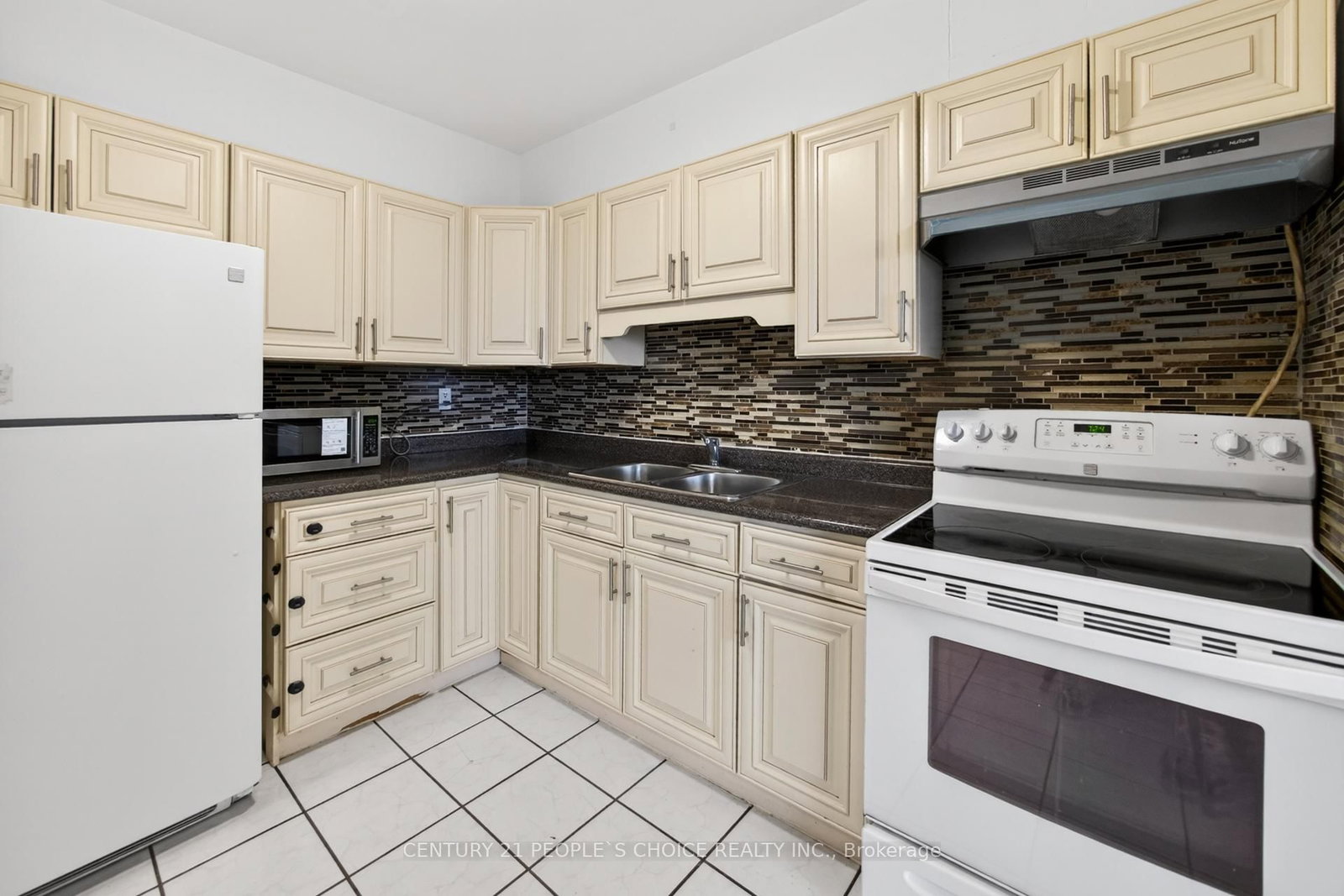 3390 Weston Road, Unit 902 - Photo 21