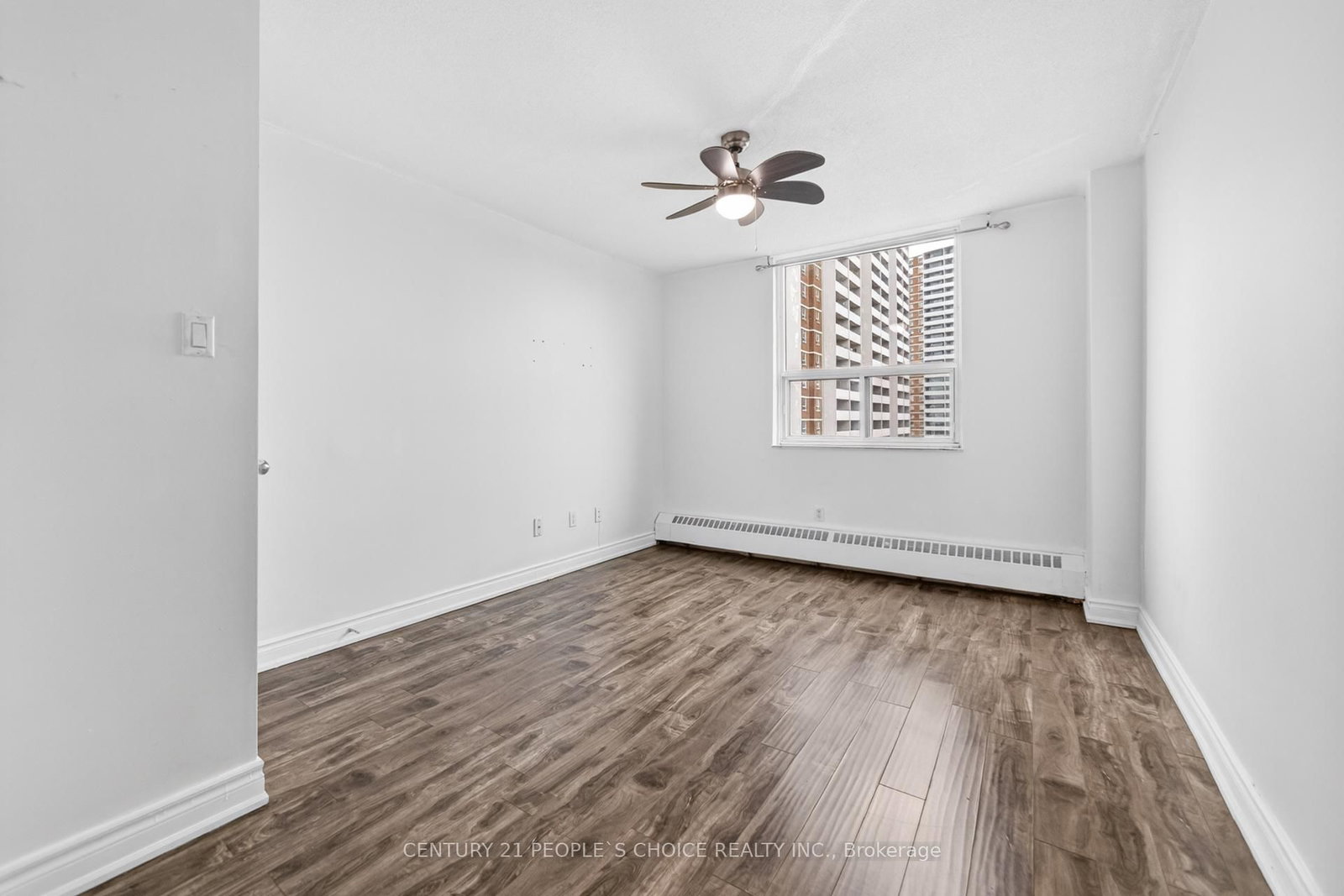 3390 Weston Road, Unit 902 - Photo 25