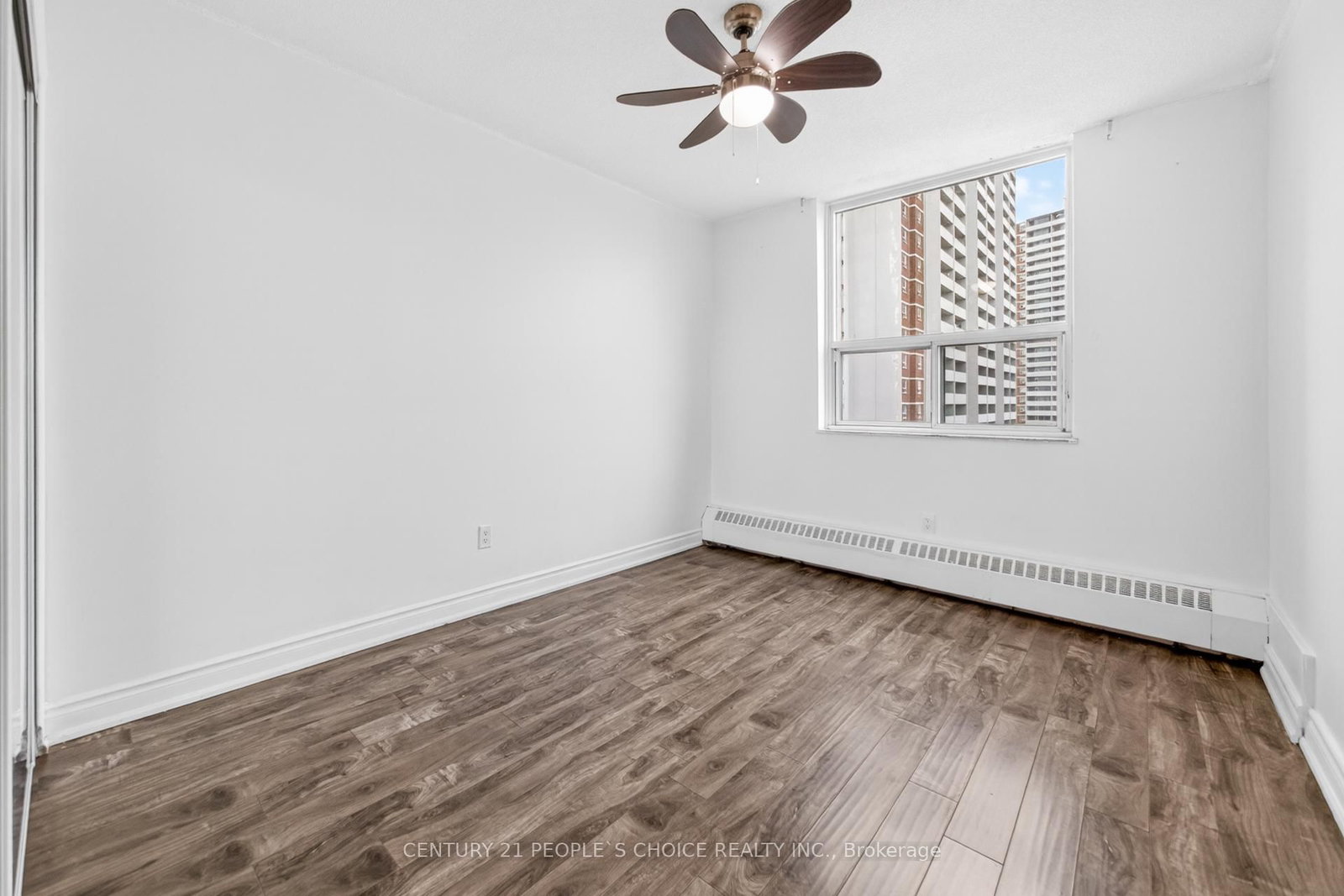 3390 Weston Road, Unit 902 - Photo 27