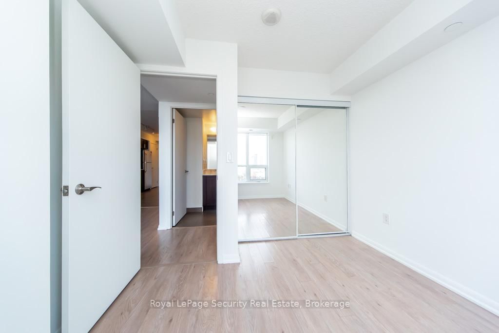 800 Lawrence Avenue W, Unit 1121 - Photo 29