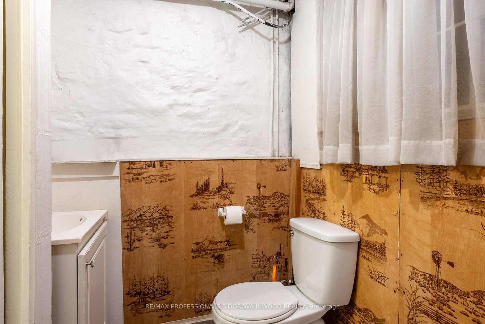 1665 Bloor Street W - Photo 17