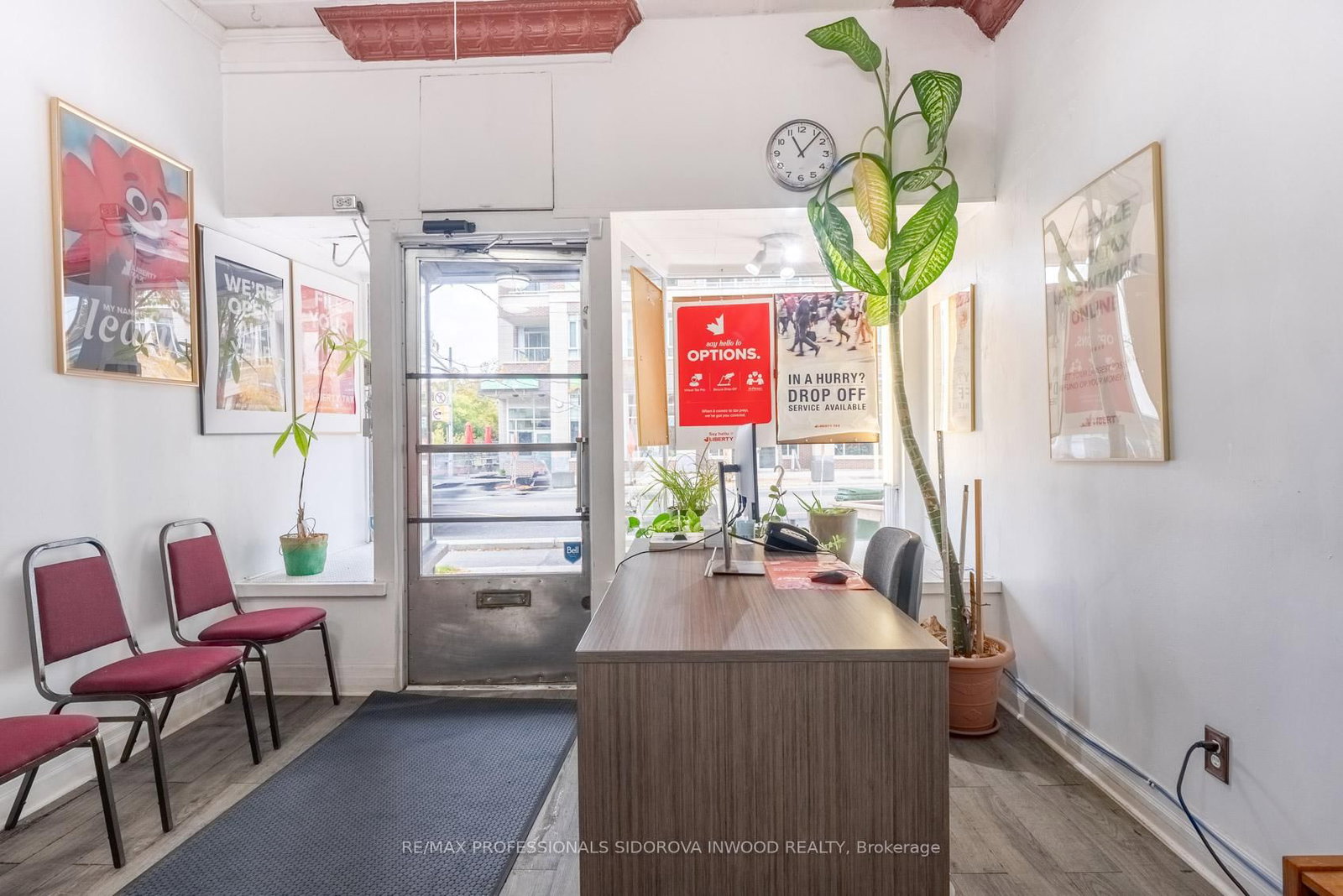 1665 Bloor Street W - Photo 6