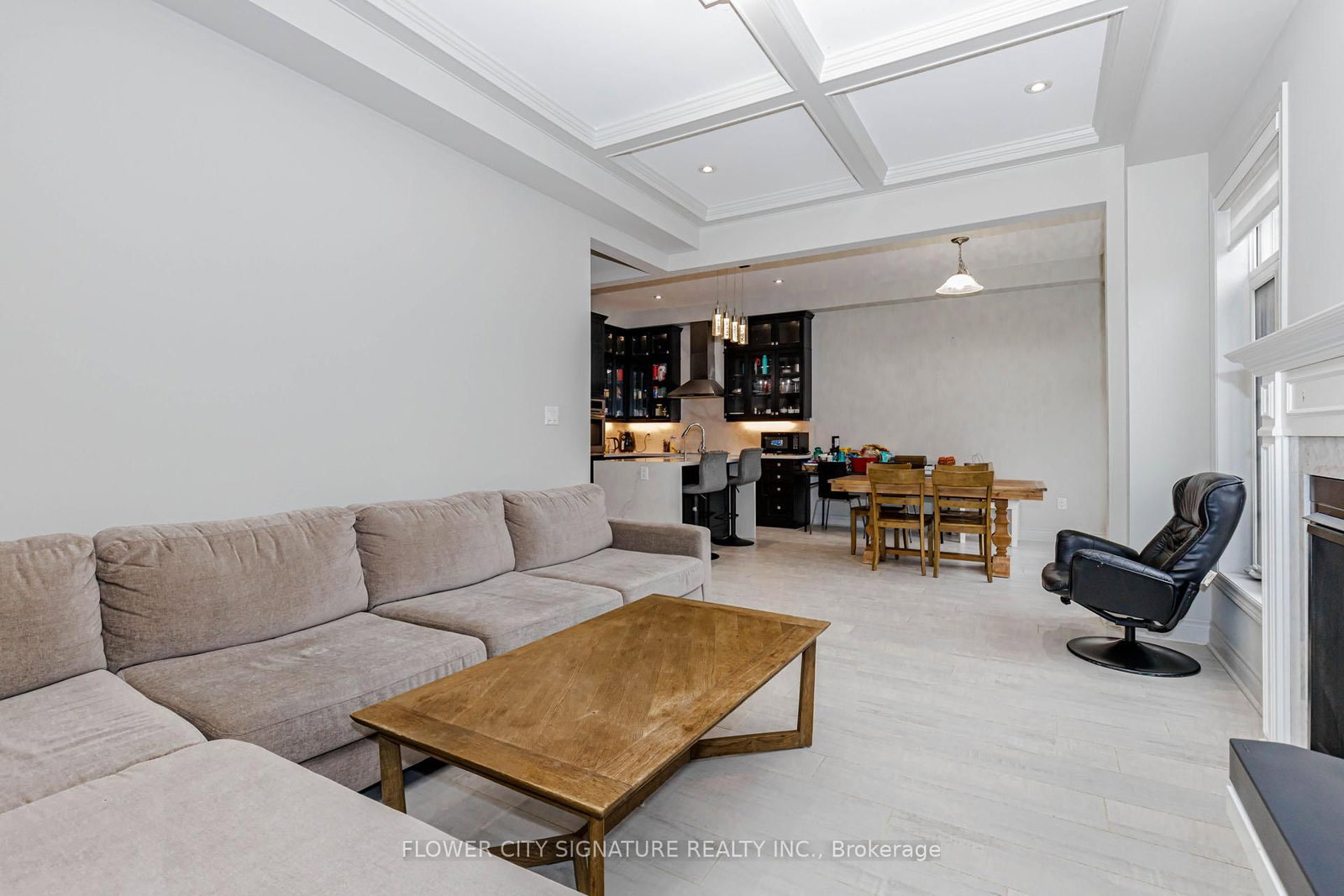 Detached House for sale at 116 Morningside Drive, Halton Hills, Ontario, L7G 0M2 - Georgetown - MLS: W12990858